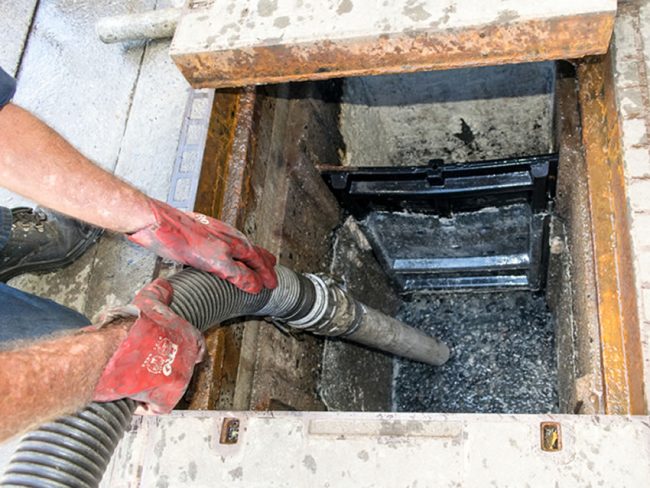 Desentupimento de Esgoto São Paulo - Alta pressão e câmera de inspeção